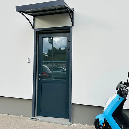 Apartment Colorful O *